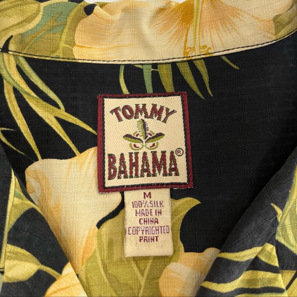 Tommy Bahama Hawaiian Floral Print 100% Silk Casual Camp Shirt Men’s M - Picture 7 of 15